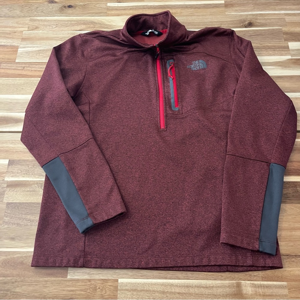 The North Face Men’s Hetahered Red Dark Gray 1/4 Zip Pullover Size Large